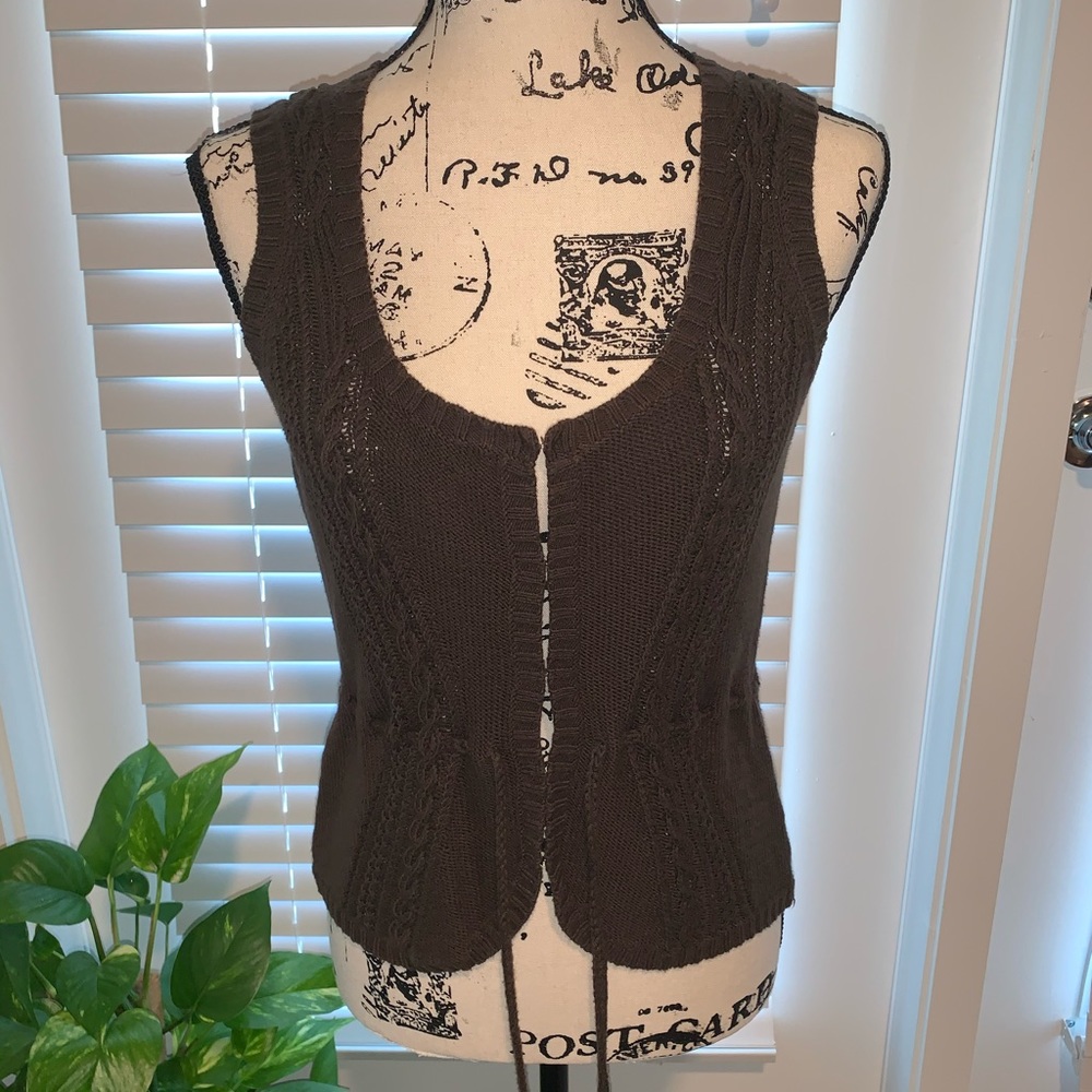 🌟 Ann Taylor Loft Cable knitted Vest - Medium